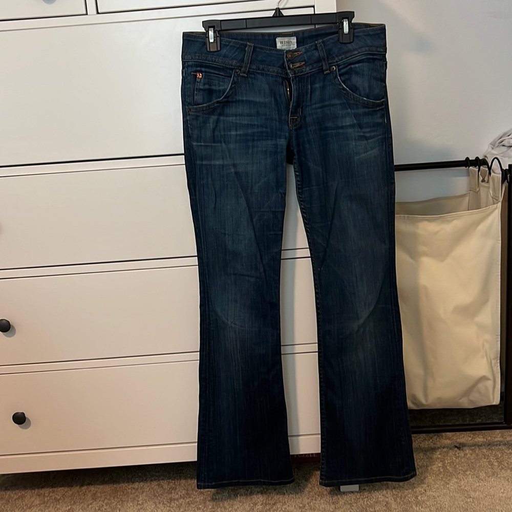 Hudson jeans size 28, no rips or tears.
